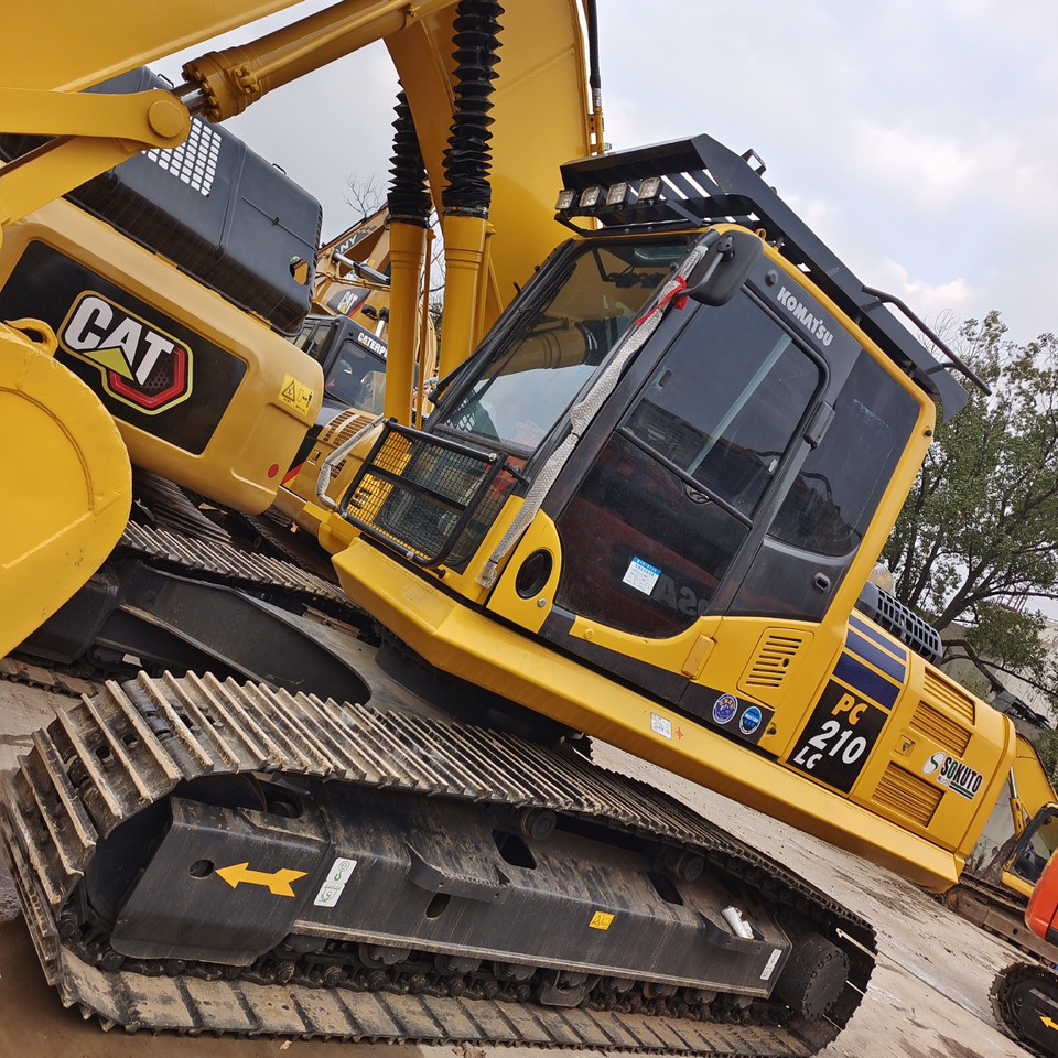 KOMATSU PC210LC-8 PC 210 LC - 8 - Excavadora de cadenas: foto 2 KOMATSU PC210LC-8 PC 210 LC - 8 - Excavadora de cadenas: foto 2