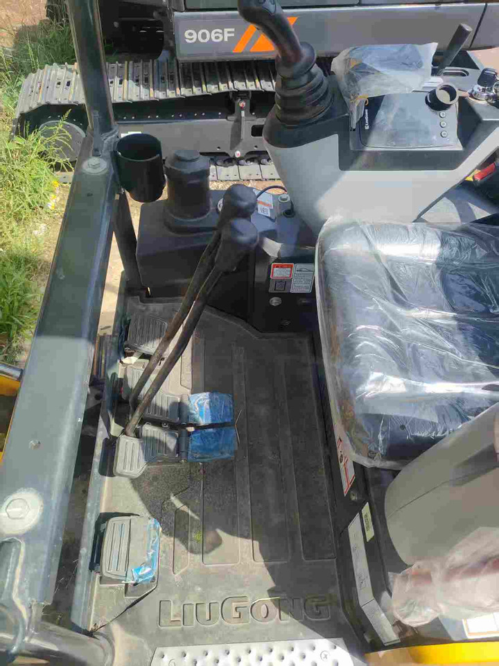 LIUGONG 9017F BRAND NEW 1.7 TON 1.8 TON 2 TON 1 TON MICRO DIGGER - Miniexcavadora: foto 5 LIUGONG 9017F BRAND NEW 1.7 TON 1.8 TON 2 TON 1 TON MICRO DIGGER - Miniexcavadora: foto 5