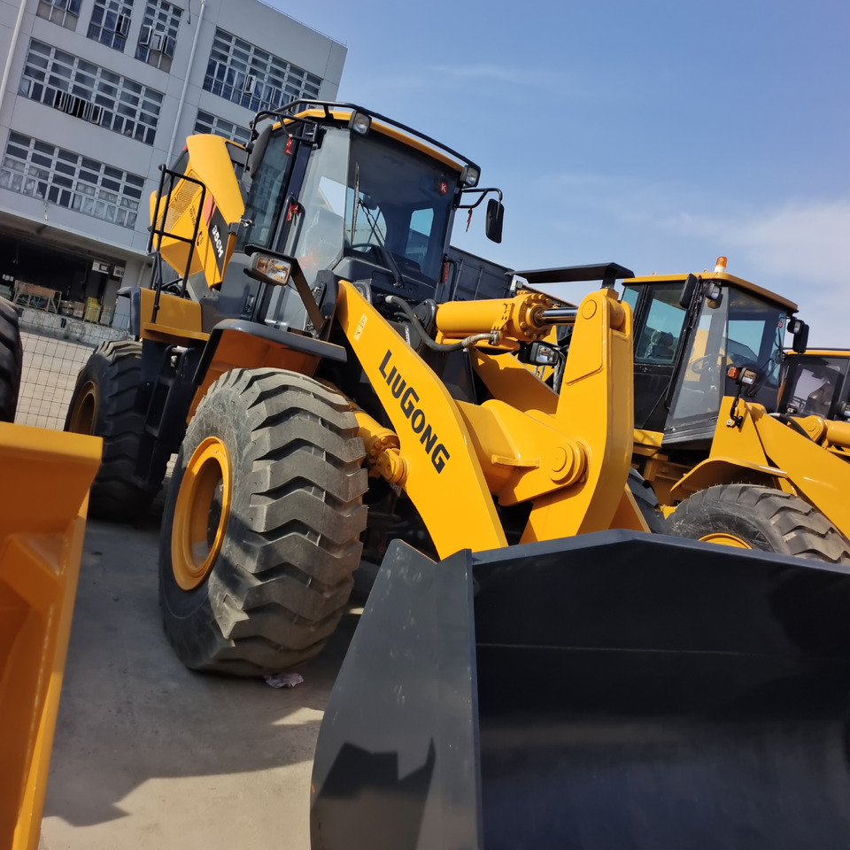 LIUGONG CLG 856H Clg862 6 Tons Front Wheel Loader Clg862h 856h Loaders with Good Condition Cheap Price for Sale - Cargadora de ruedas: foto 2 LIUGONG CLG 856H Clg862 6 Tons Front Wheel Loader Clg862h 856h Loaders with Good Condition Cheap Price for Sale - Cargadora de ruedas: foto 2