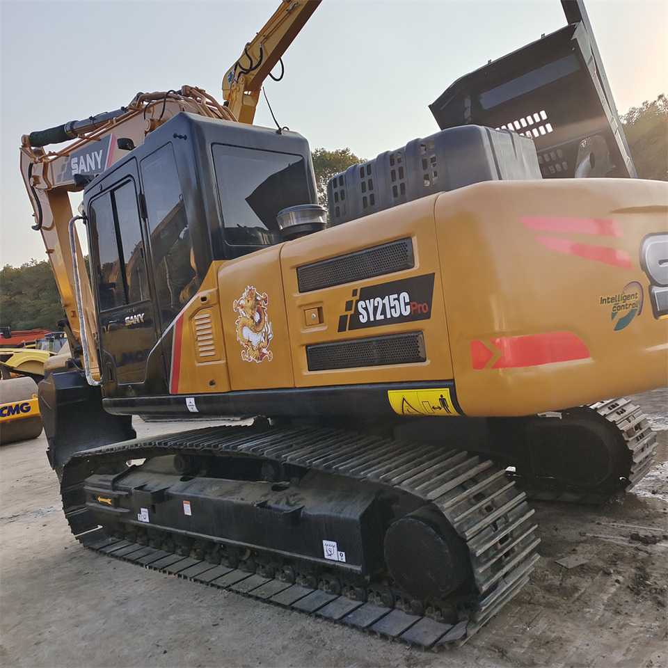 Excavadora de cadenas SANY SY 215C-9: foto 1