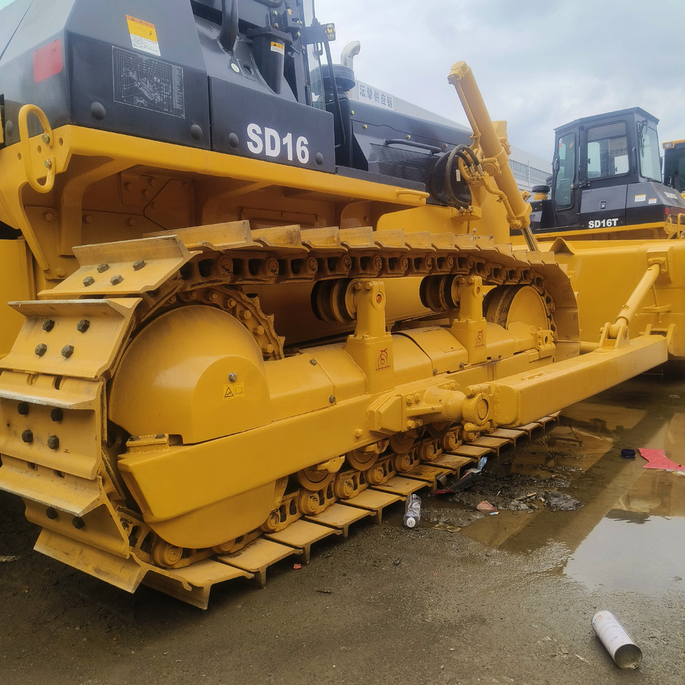 SHANTUI SD 16 WITH RIPPER - Bulldozer: foto 5 SHANTUI SD 16 WITH RIPPER - Bulldozer: foto 5