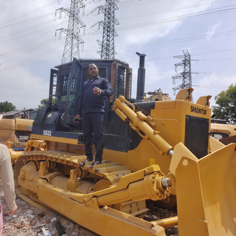 SHANTUI SD22 WITH FORK - Bulldozer: foto 4 SHANTUI SD22 WITH FORK - Bulldozer: foto 4