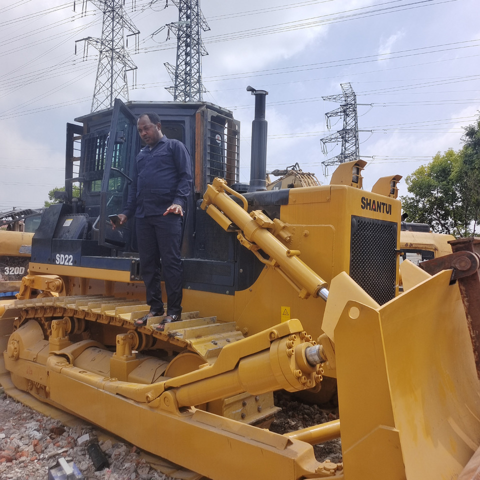 SHANTUI SD22 WITH FORK - Bulldozer: foto 1 SHANTUI SD22 WITH FORK - Bulldozer: foto 1