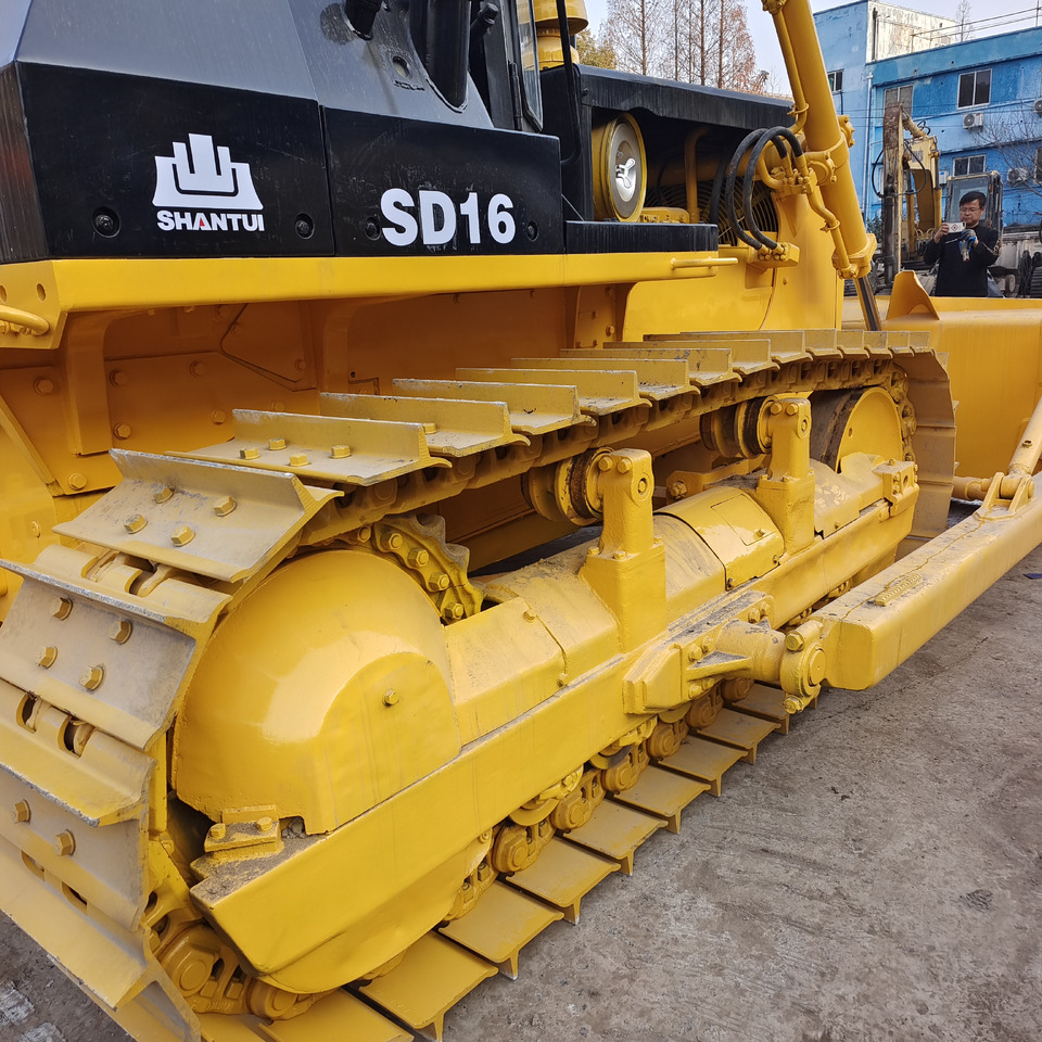 SHANTUI sd16 SD 16 - Bulldozer: foto 4 SHANTUI sd16 SD 16 - Bulldozer: foto 4