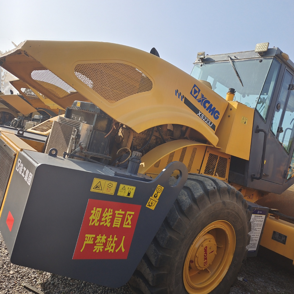 XCMG XS223J ROAD ROLLER - Compactador: foto 3 XCMG XS223J ROAD ROLLER - Compactador: foto 3