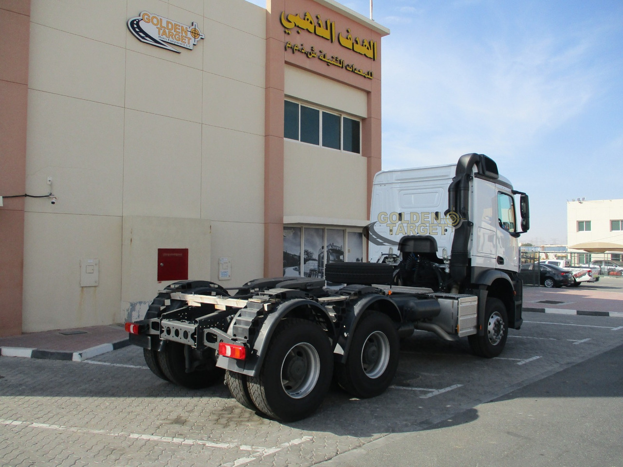 Mercedes-Benz Actros 3342 6x4 Right Hand Head Truck - Cabeza tractora: foto 3 Mercedes-Benz Actros 3342 6x4 Right Hand Head Truck - Cabeza tractora: foto 3