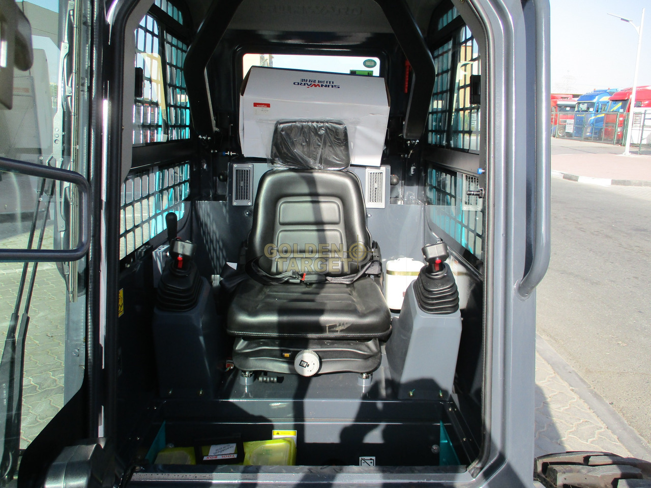 Minicargadora nuevo SUNWARD SWL4028 Skid Steer Loader: foto 11 Minicargadora nuevo SUNWARD SWL4028 Skid Steer Loader: foto 11