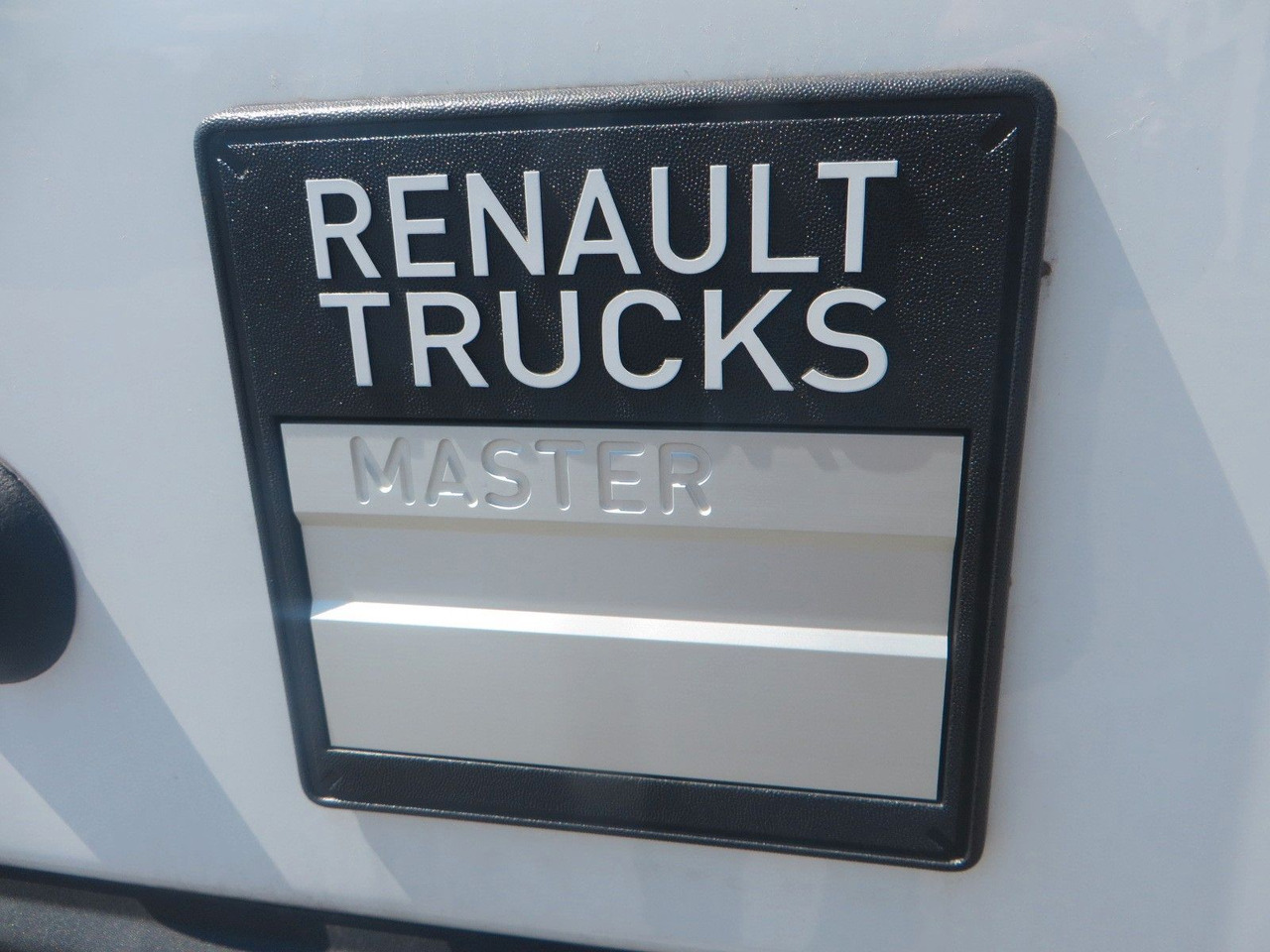 Renault Master L4H3 box body -rear drive! - Furgón: foto 5 Renault Master L4H3 box body -rear drive! - Furgón: foto 5