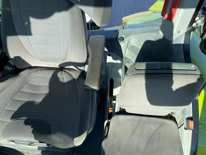 Claas Arion 650 - Tractor: foto 5 Claas Arion 650 - Tractor: foto 5