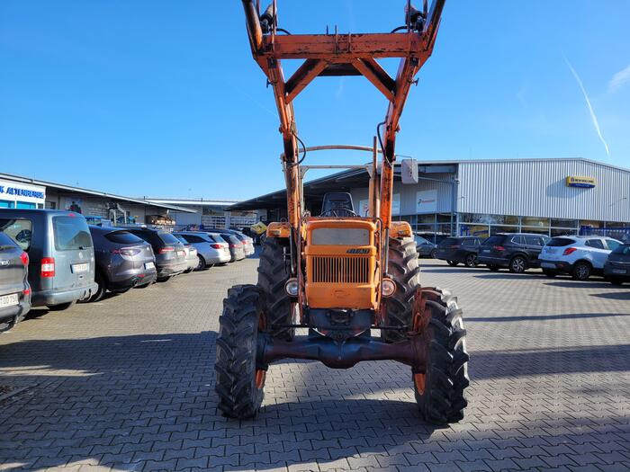 Fiat 750 DT - Tractor: foto 1 Fiat 750 DT - Tractor: foto 1