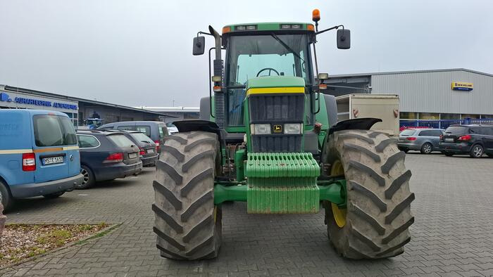 John Deere 7710 - Tractor: foto 1 John Deere 7710 - Tractor: foto 1