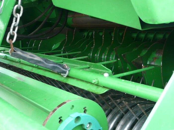 John Deere V461R - Rotoempacadora: foto 4 John Deere V461R - Rotoempacadora: foto 4