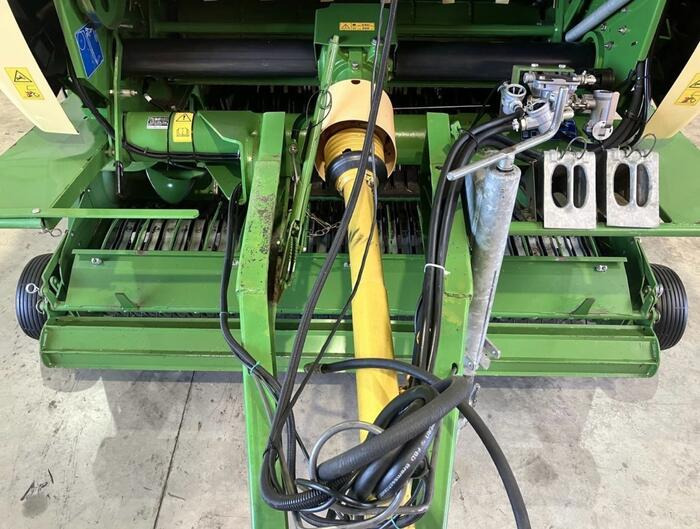 Krone Comprima F 125 XC - Rotoempacadora: foto 2 Krone Comprima F 125 XC - Rotoempacadora: foto 2