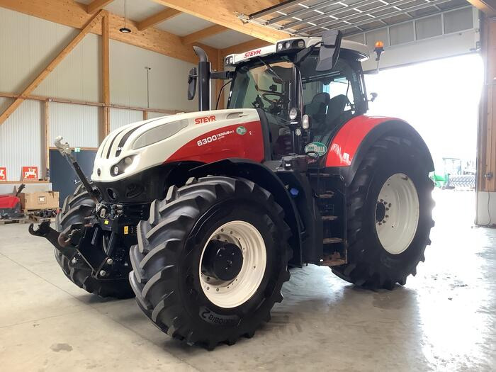 Steyr Terrus 6300 - Tractor: foto 1 Steyr Terrus 6300 - Tractor: foto 1