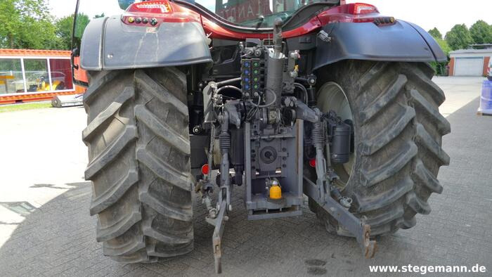 Valtra N155 - Tractor: foto 3 Valtra N155 - Tractor: foto 3
