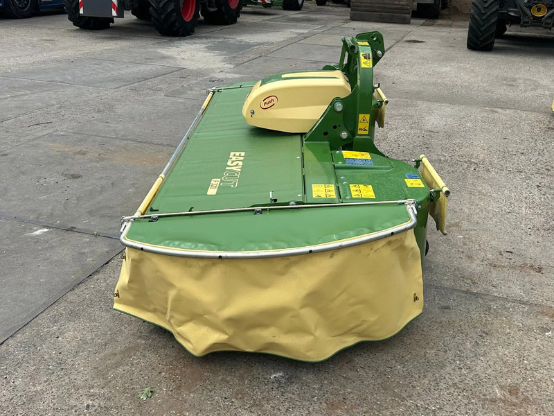 Krone NIEUW! Krone easy cut 320 M Frontmaaier stalvoeren - Segadora: foto 4 Krone NIEUW! Krone easy cut 320 M Frontmaaier stalvoeren - Segadora: foto 4