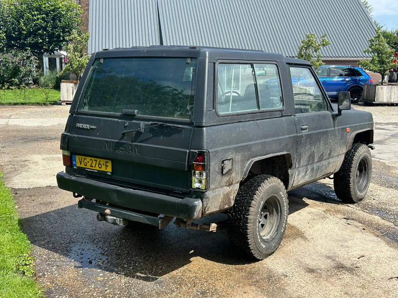 Nissan Patrol Patrol R 2.8 Turbo Diesel GRIJS KENTEKEN YOUNG TIMER - Coche: foto 4 Nissan Patrol Patrol R 2.8 Turbo Diesel GRIJS KENTEKEN YOUNG TIMER - Coche: foto 4