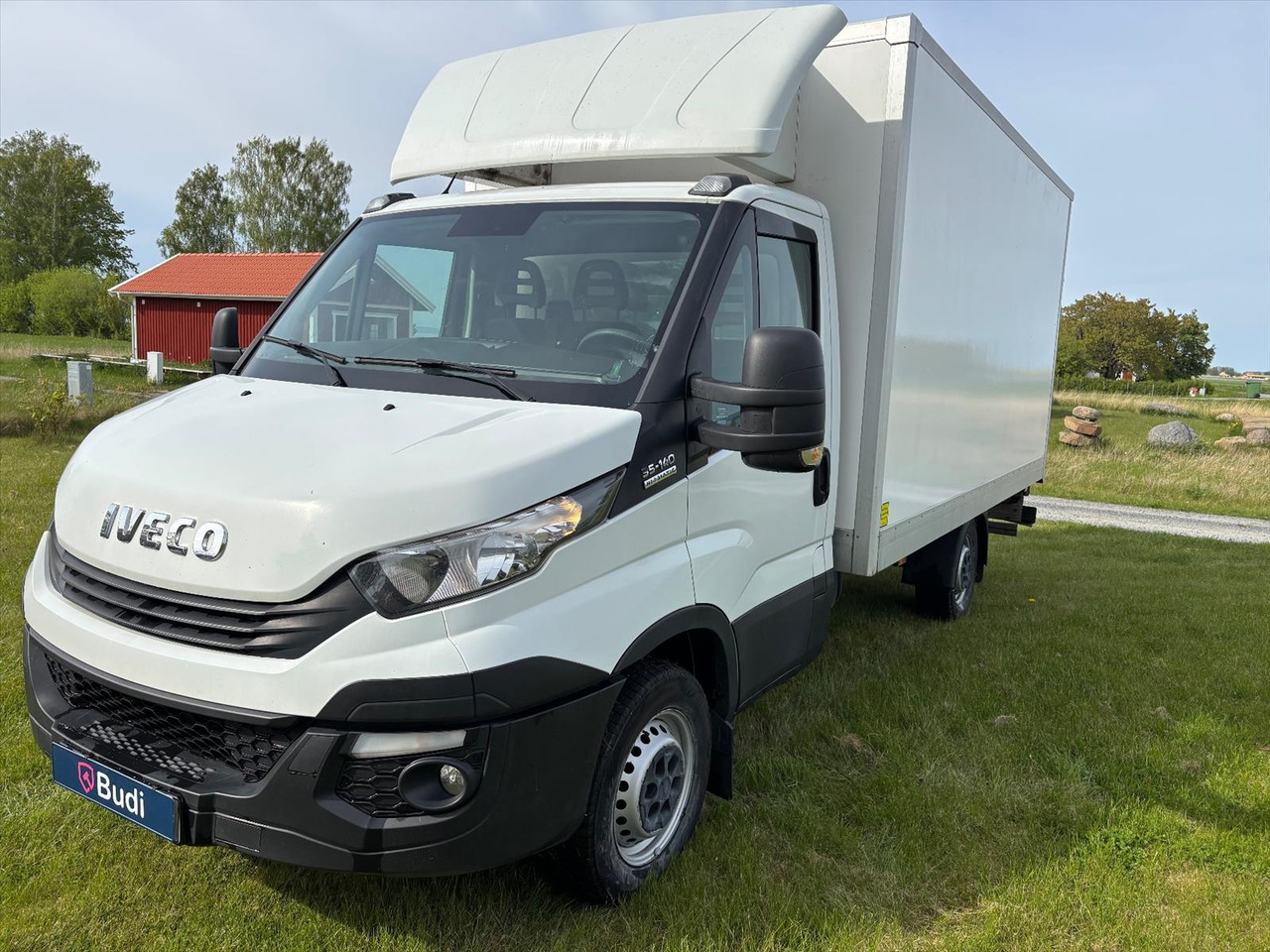 Lätt lastbil Iveco Daily -2019 | 35-140 | Chassi Cab 2.3 JTD | Hi-Matic |136hk - Furgoneta caja cerrada: foto 1 Lätt lastbil Iveco Daily -2019 | 35-140 | Chassi Cab 2.3 JTD | Hi-Matic |136hk - Furgoneta caja cerrada: foto 1