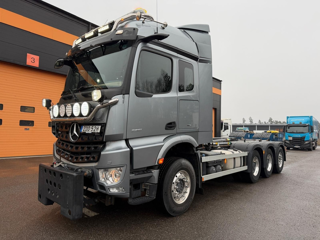 Tridemväxlare Mercedes-Benz Arocs -2022 | JOAB 24 ton | Plogutrustad - Otros maquinaria: foto 1 Tridemväxlare Mercedes-Benz Arocs -2022 | JOAB 24 ton | Plogutrustad - Otros maquinaria: foto 1