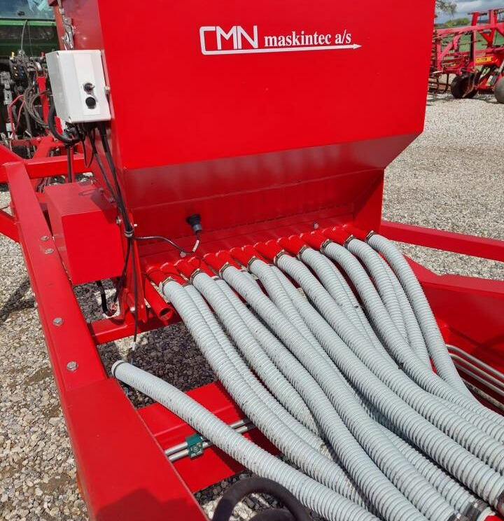 CMN Flex-Weeder 18m med frøudstyr - Grada: foto 5 CMN Flex-Weeder 18m med frøudstyr - Grada: foto 5