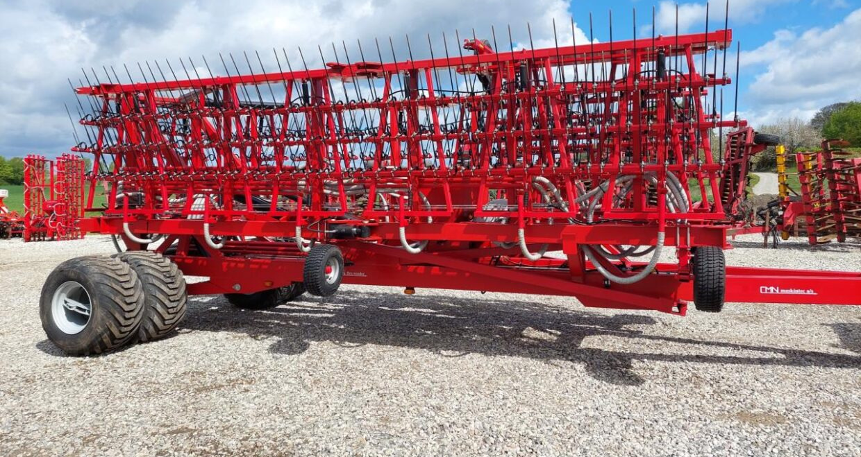 CMN Flex-Weeder 18m med frøudstyr - Grada: foto 1 CMN Flex-Weeder 18m med frøudstyr - Grada: foto 1