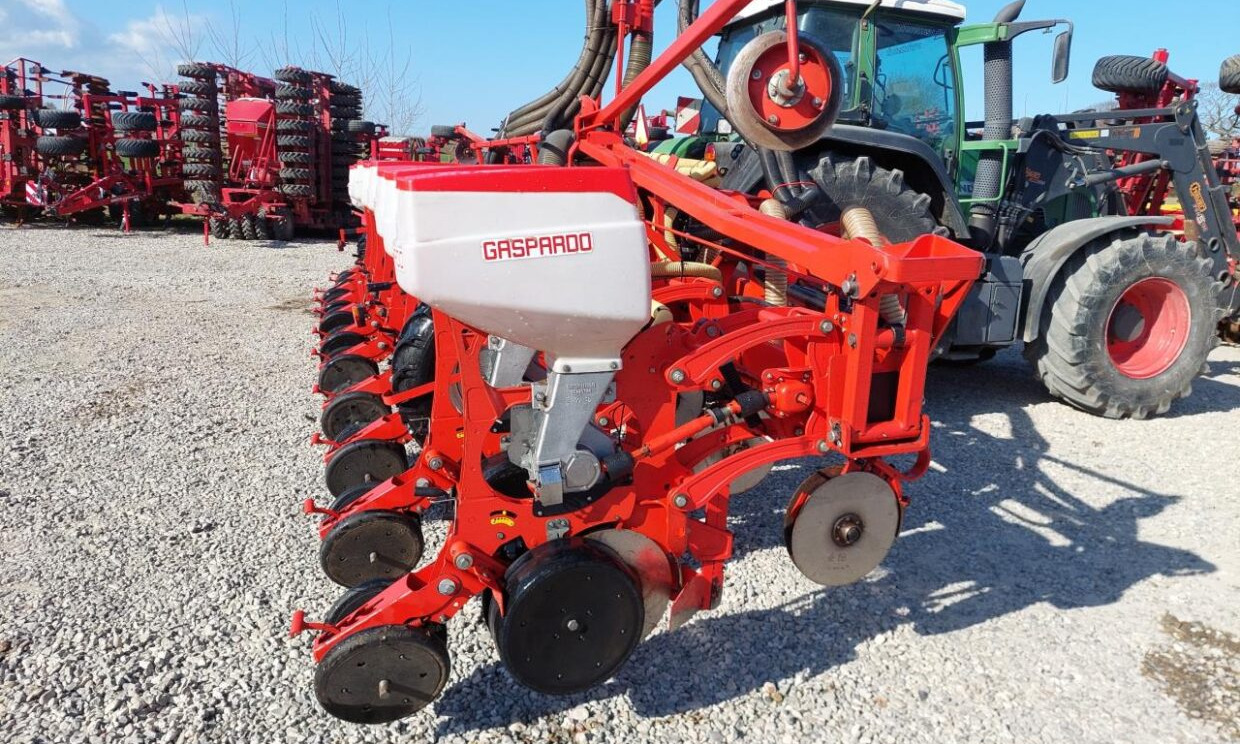 Gaspardo Manta XL 12 rk. - Sembradora de precisión: foto 5 Gaspardo Manta XL 12 rk. - Sembradora de precisión: foto 5