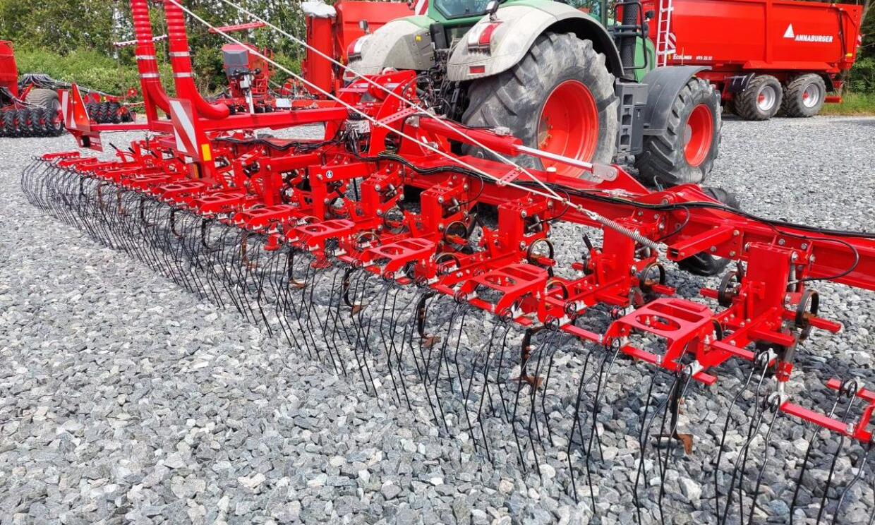 Horsch Transformer 9 VF - Grada de púas: foto 4 Horsch Transformer 9 VF - Grada de púas: foto 4