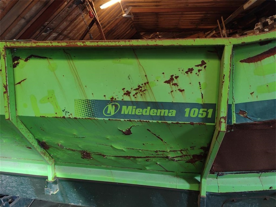 Miedema
SB 1051 - Maquinaria para patatas: foto 4 Miedema
SB 1051 - Maquinaria para patatas: foto 4