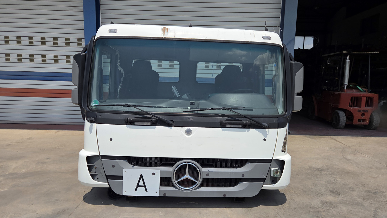 MERCEDES-BENZ ACTROS MP3 SHORT 9416002005 - Cabina: foto 1 MERCEDES-BENZ ACTROS MP3 SHORT 9416002005 - Cabina: foto 1