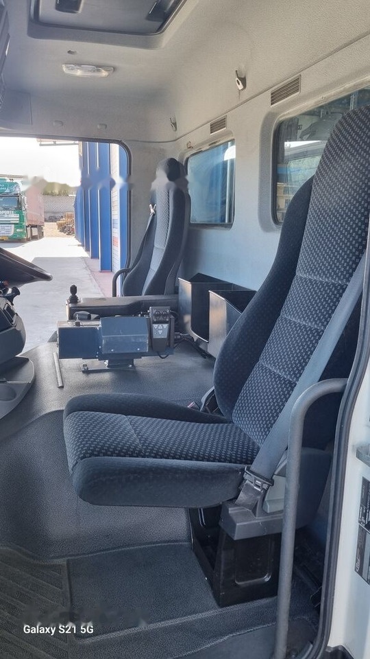 Cabina para Camión Mercedes-Benz CAB ACTROS SHORT EURO 5 A 9416002005 Mercedes-Benz MP3 ACTROS: foto 9 Cabina para Camión Mercedes-Benz CAB ACTROS SHORT EURO 5 A 9416002005 Mercedes-Benz MP3 ACTROS: foto 9