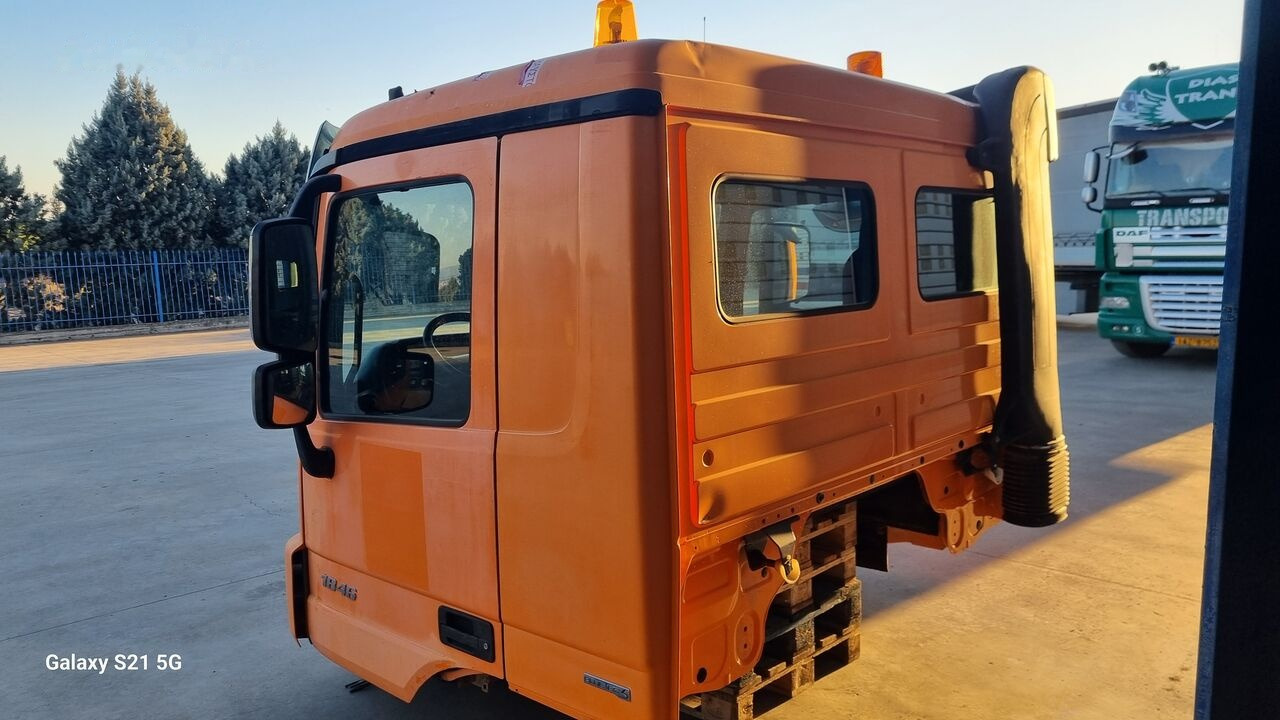 Mercedes-Benz CAB MERCEDES ACTROS MP3 MEDIUM 9436000020 Mercedes-Benz ACTROS MP3 - Cabina para Camión: foto 1 Mercedes-Benz CAB MERCEDES ACTROS MP3 MEDIUM 9436000020 Mercedes-Benz ACTROS MP3 - Cabina para Camión: foto 1