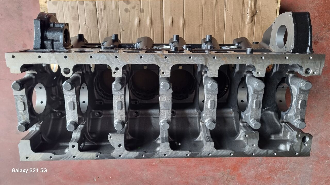 Mercedes-Benz OM 460 LA A4600110601 Mercedes-Benz - Bloque de cilindros para Camión: foto 4 Mercedes-Benz OM 460 LA A4600110601 Mercedes-Benz - Bloque de cilindros para Camión: foto 4