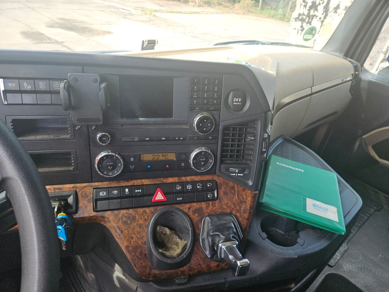 Mercedes-Benz Actros 1845 Stremspace Retarder Kipohydraulik - Cabeza tractora: foto 5 Mercedes-Benz Actros 1845 Stremspace Retarder Kipohydraulik - Cabeza tractora: foto 5