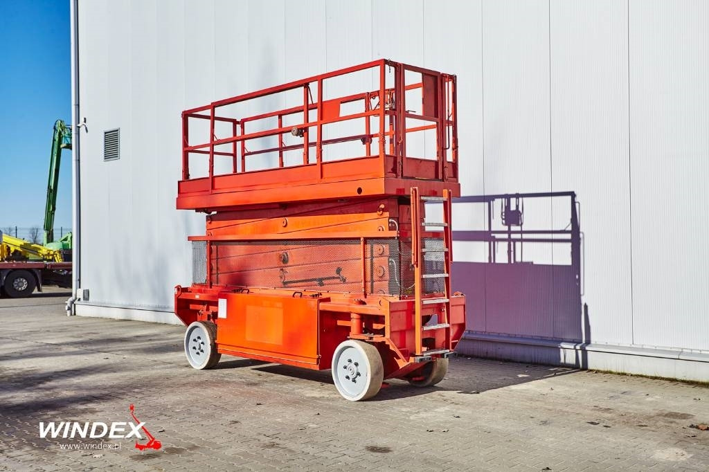 JLG LIFTLUX 180-12 - Plataforma de tijeras: foto 1 JLG LIFTLUX 180-12 - Plataforma de tijeras: foto 1