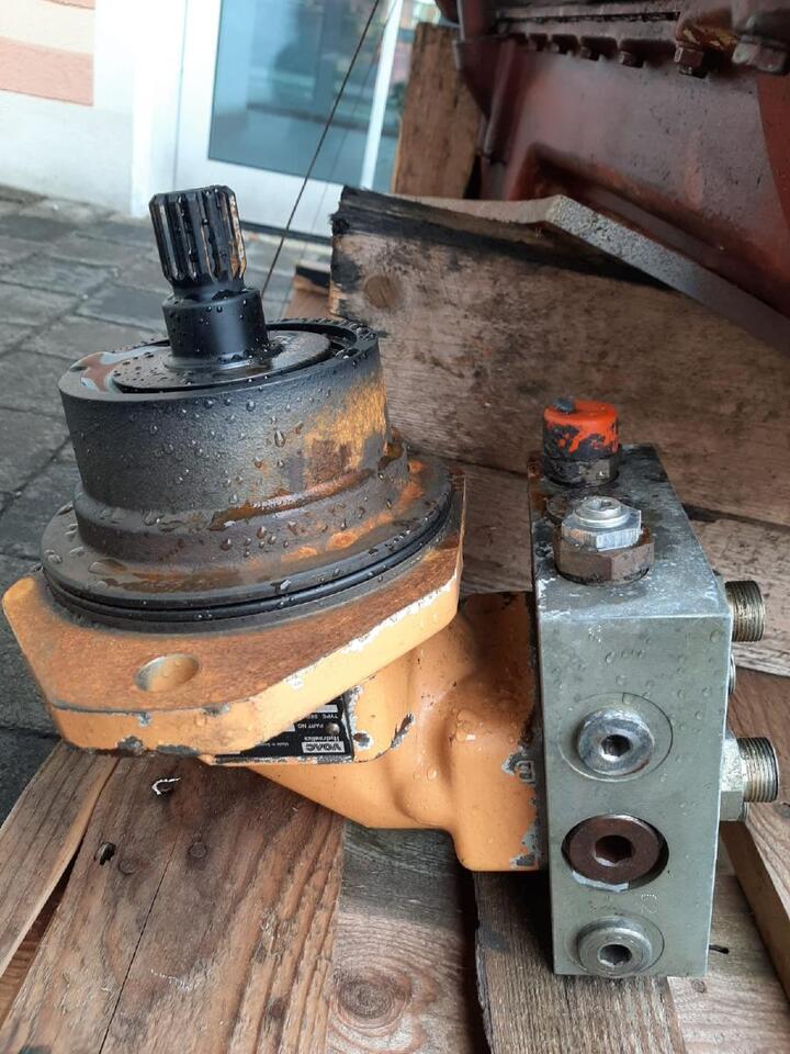 Case Voac aus 788 LC - Motor hidráulico para Maquinaria de construcción: foto 2 Case Voac aus 788 LC - Motor hidráulico para Maquinaria de construcción: foto 2