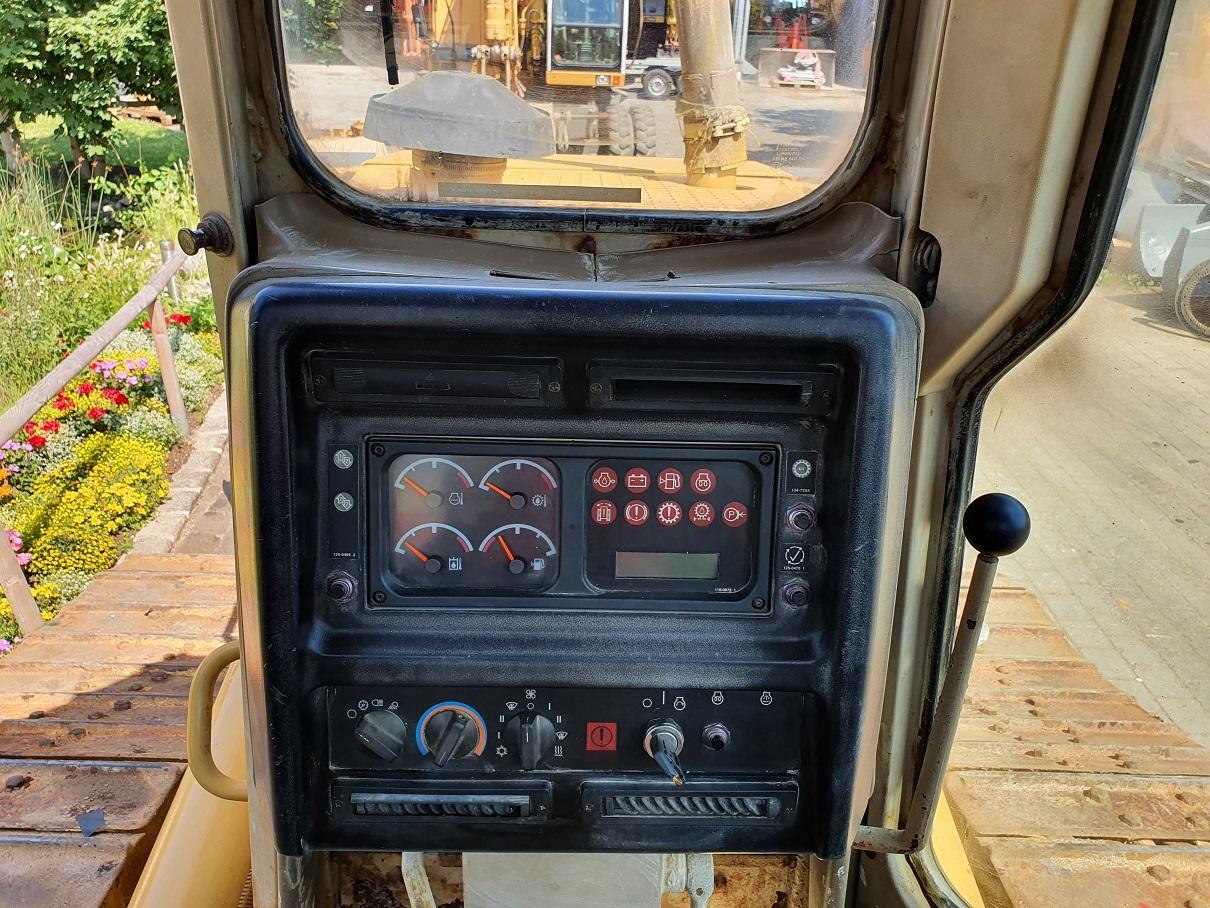 Caterpillar D6M LGP - Bulldozer: foto 4 Caterpillar D6M LGP - Bulldozer: foto 4