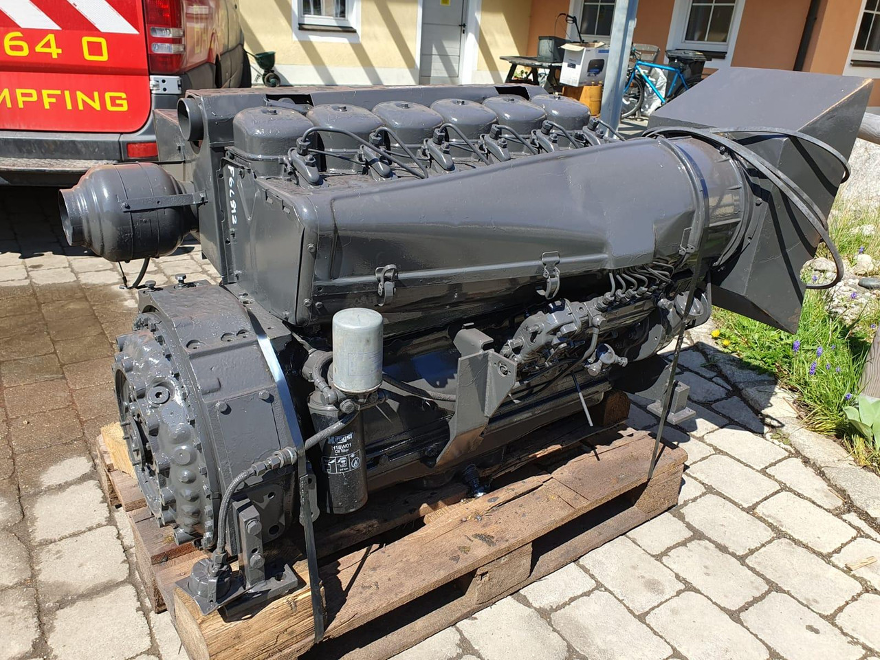 Deutz F6L912 - Motor para Maquinaria de construcción: foto 1 Deutz F6L912 - Motor para Maquinaria de construcción: foto 1