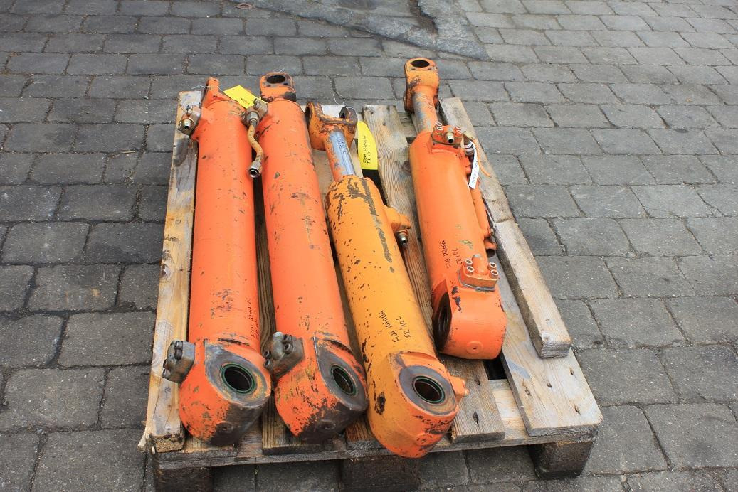 Fiat-Allis FR 10 - Cilindro hidráulico para Maquinaria de construcción: foto 4 Fiat-Allis FR 10 - Cilindro hidráulico para Maquinaria de construcción: foto 4