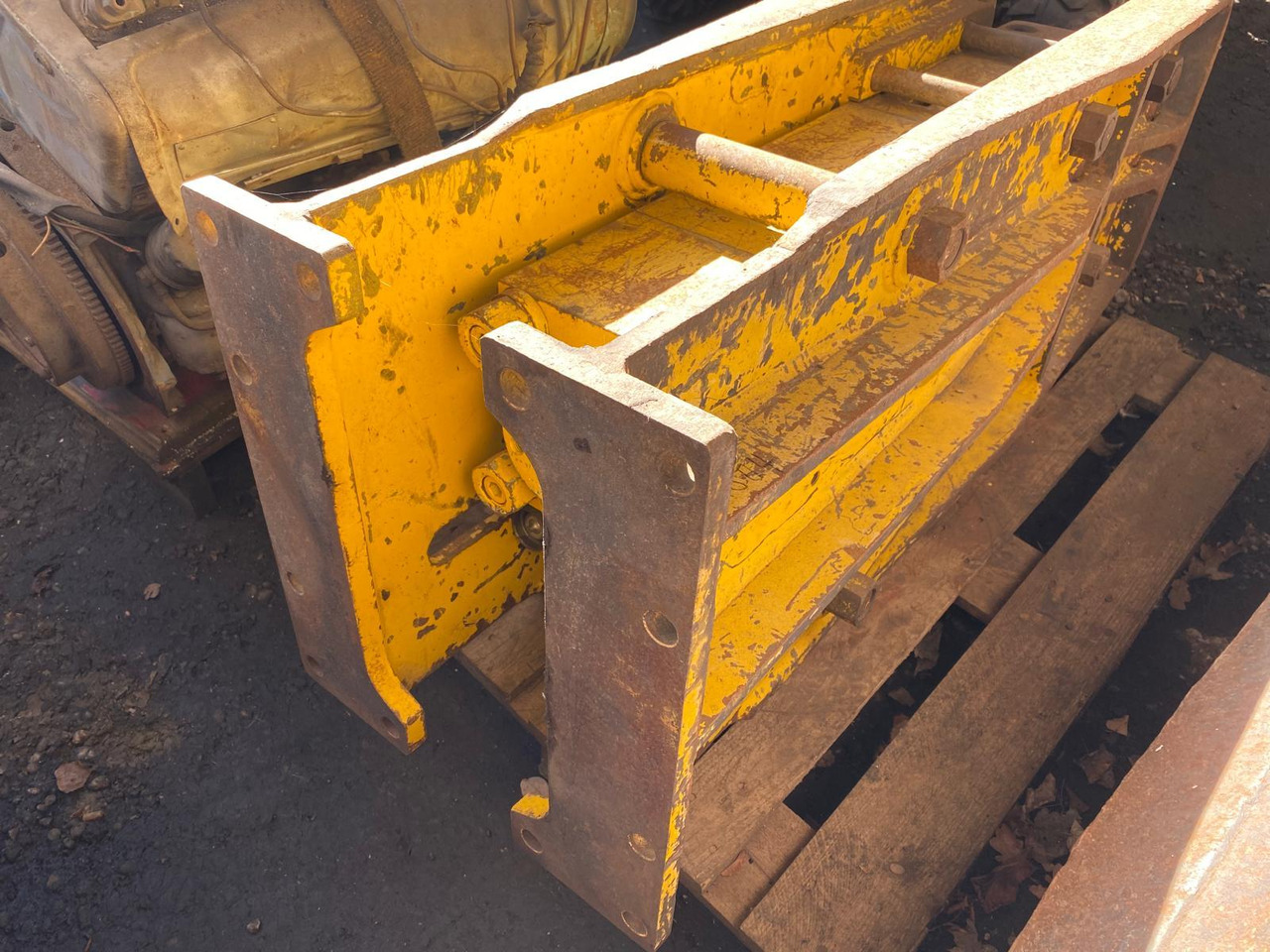 Furukawa Breaker KHB 150 - Martillo hidráulico para Maquinaria de construcción: foto 3 Furukawa Breaker KHB 150 - Martillo hidráulico para Maquinaria de construcción: foto 3