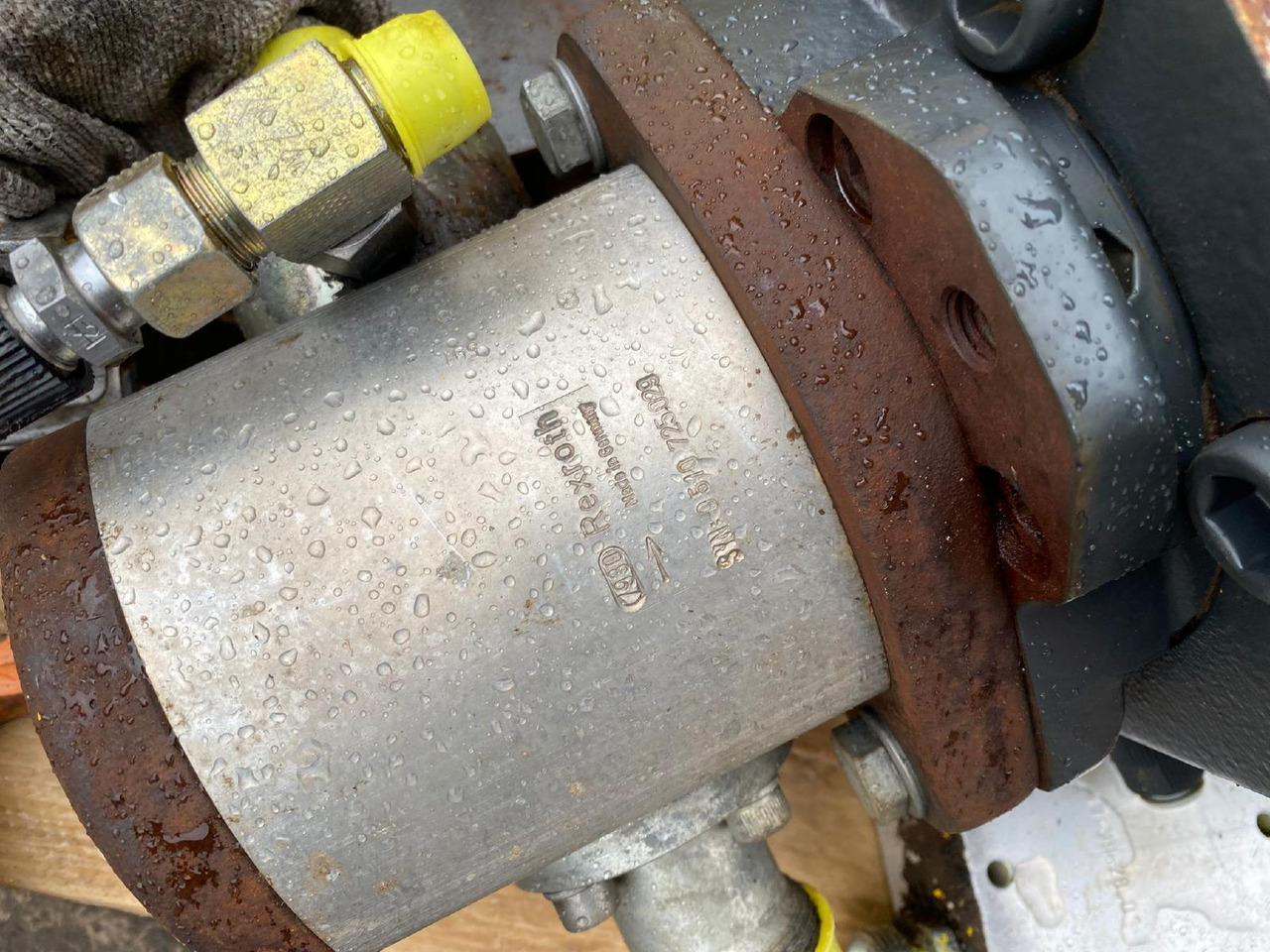 Furukawa Hydromatik A4VG 90 - Bomba hidráulica para Maquinaria de construcción: foto 3 Furukawa Hydromatik A4VG 90 - Bomba hidráulica para Maquinaria de construcción: foto 3