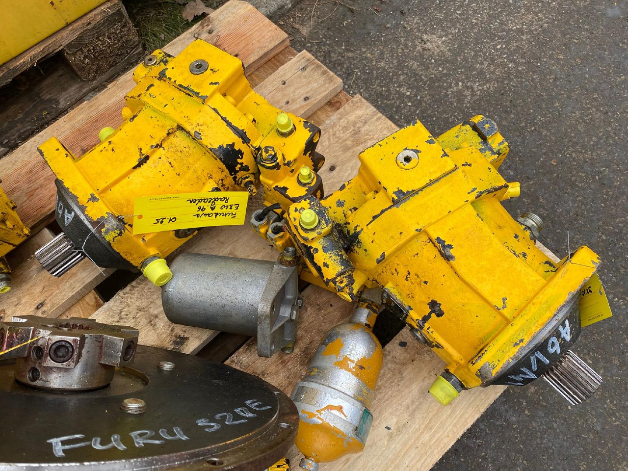 Furukawa Hydromatik A6VM107 HD - Motor hidráulico para Maquinaria de construcción: foto 2 Furukawa Hydromatik A6VM107 HD - Motor hidráulico para Maquinaria de construcción: foto 2