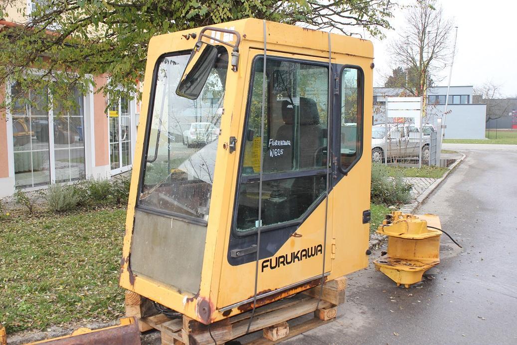 Furukawa W625 - Cabina para Maquinaria de construcción: foto 1 Furukawa W625 - Cabina para Maquinaria de construcción: foto 1