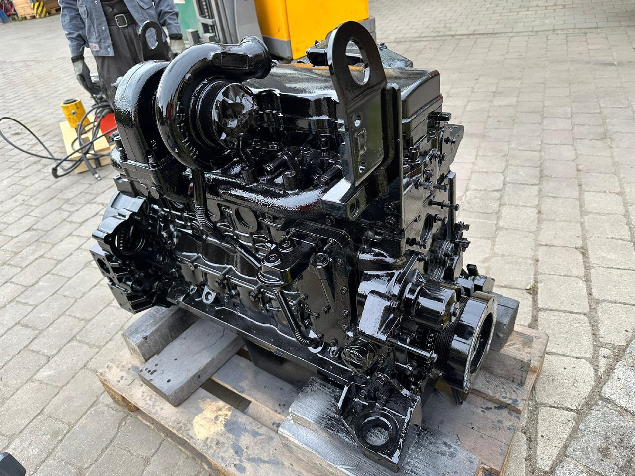 Komatsu SAA6D107-E1 n ü aus D51 - Motor para Maquinaria de construcción: foto 5 Komatsu SAA6D107-E1 n ü aus D51 - Motor para Maquinaria de construcción: foto 5