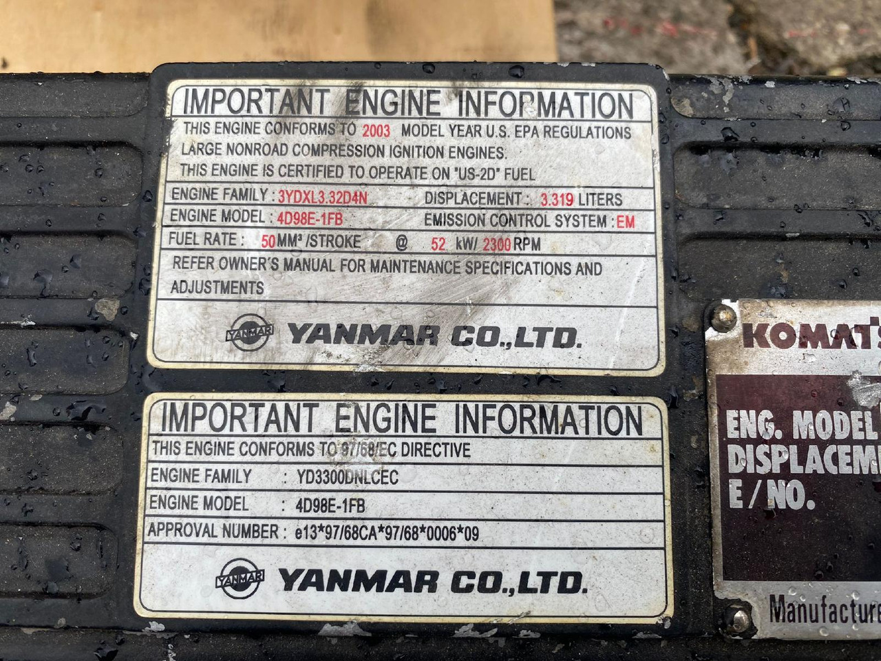 Komatsu Yanmar 4D98 E - Motor y piezas para Maquinaria de construcción: foto 2 Komatsu Yanmar 4D98 E - Motor y piezas para Maquinaria de construcción: foto 2