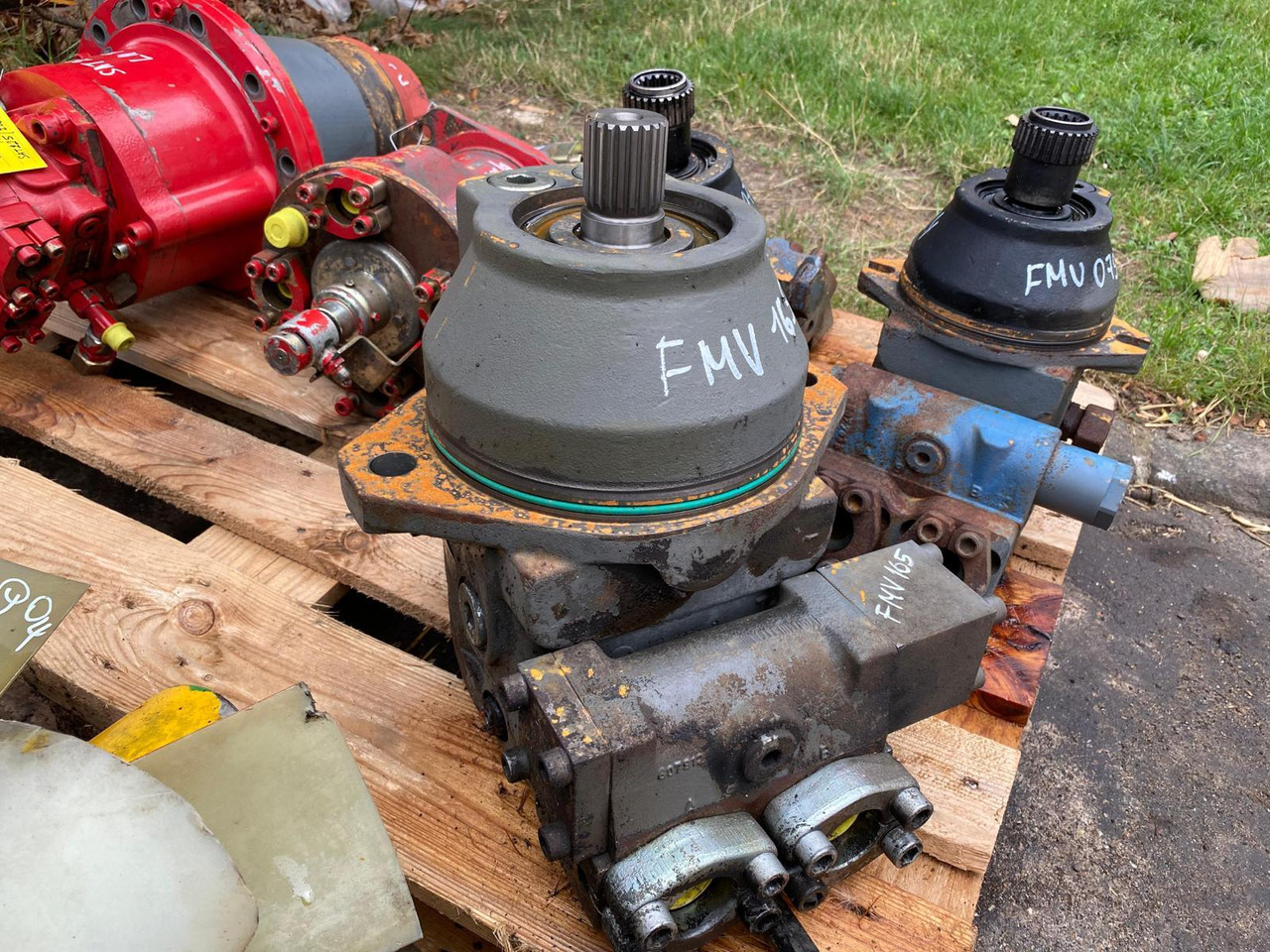 Liebherr FMV 165 - Mando final para Maquinaria de construcción: foto 1 Liebherr FMV 165 - Mando final para Maquinaria de construcción: foto 1