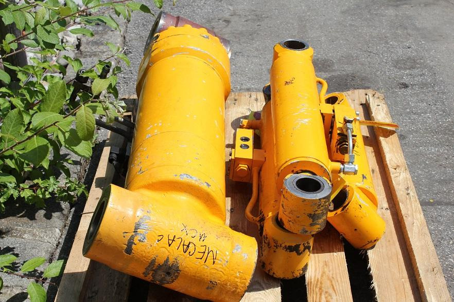 Mecalac 11CX - Cilindro hidráulico para Maquinaria de construcción: foto 4 Mecalac 11CX - Cilindro hidráulico para Maquinaria de construcción: foto 4