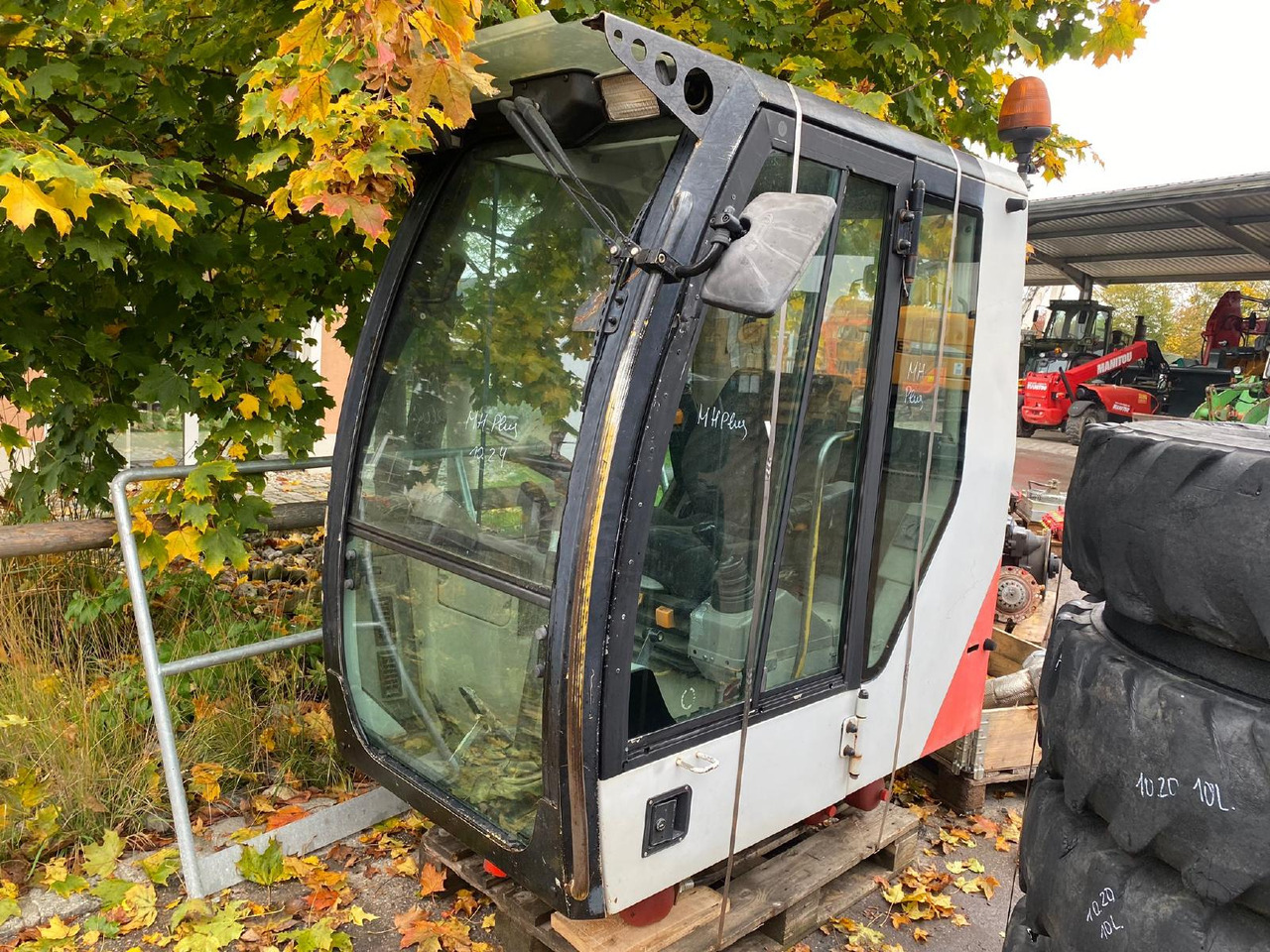 O&K MH Plus - Cabina para Maquinaria de construcción: foto 1 O&K MH Plus - Cabina para Maquinaria de construcción: foto 1