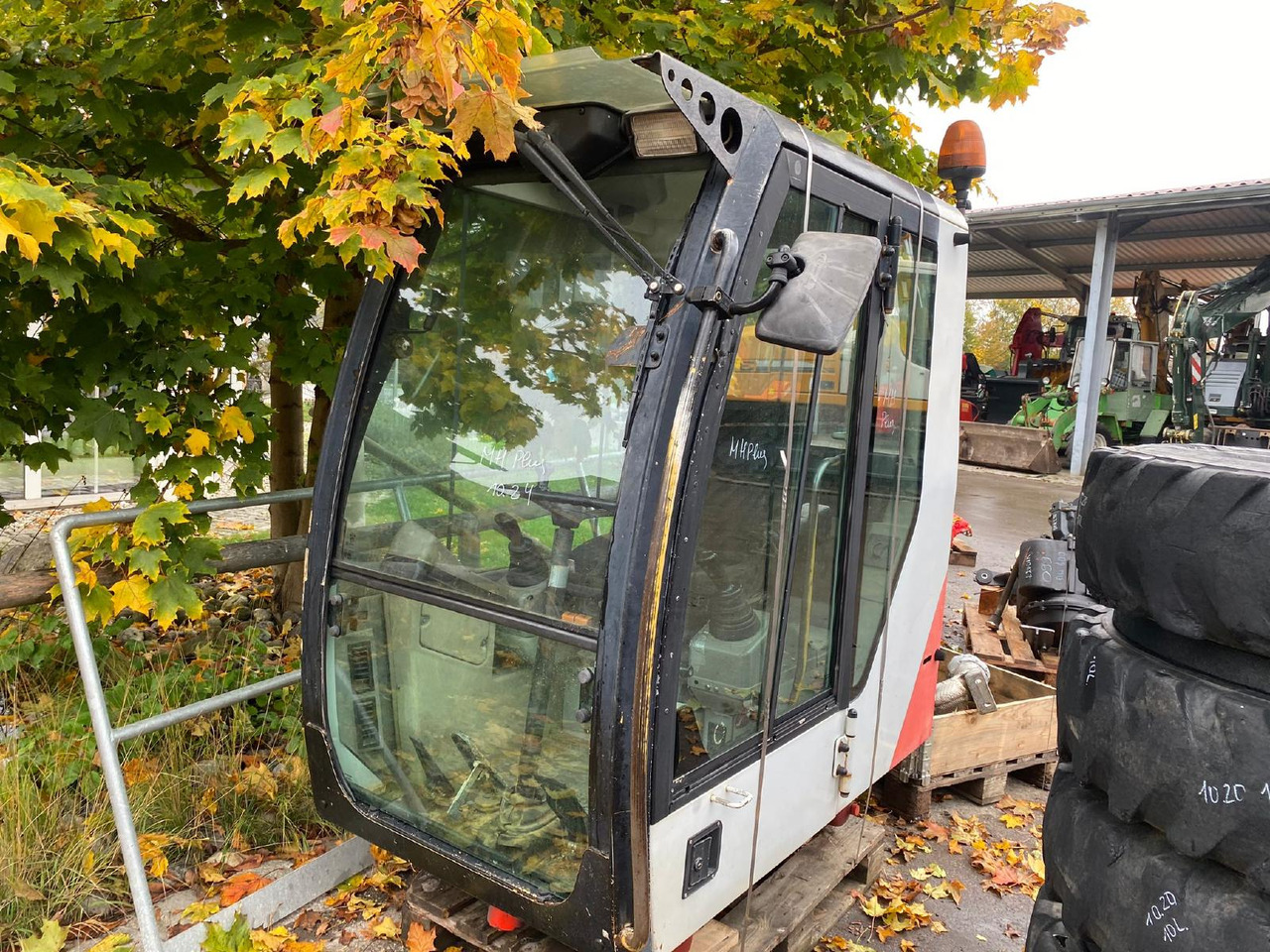 O&K MH Plus - Cabina para Maquinaria de construcción: foto 3 O&K MH Plus - Cabina para Maquinaria de construcción: foto 3