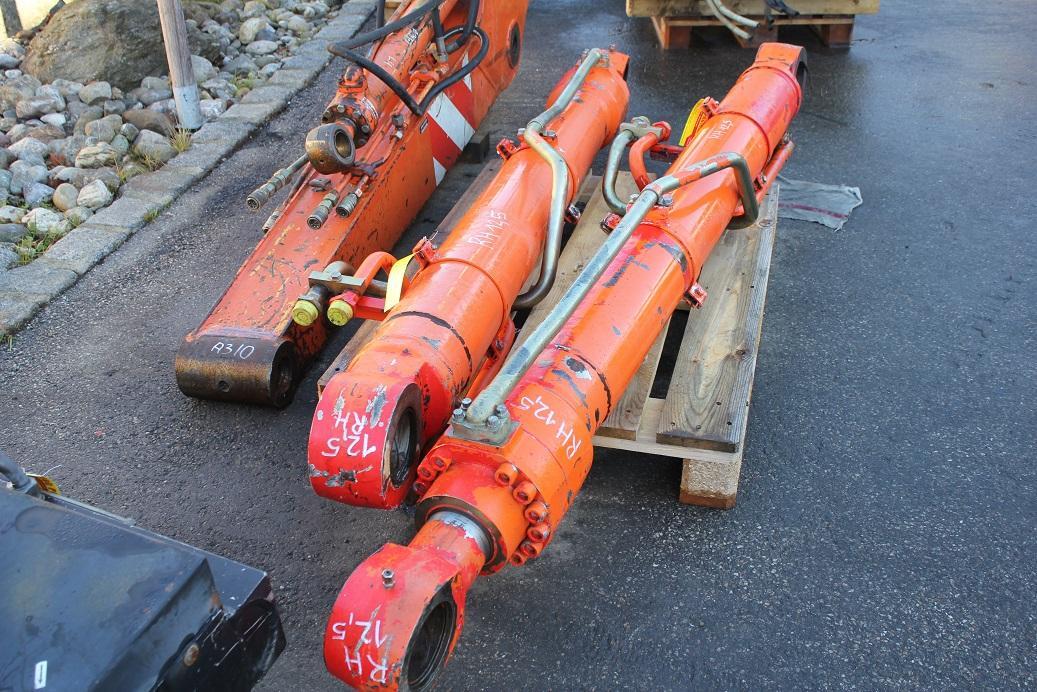 O&K RH 12,5 - Cilindro hidráulico para Excavadora de cadenas: foto 4 O&K RH 12,5 - Cilindro hidráulico para Excavadora de cadenas: foto 4