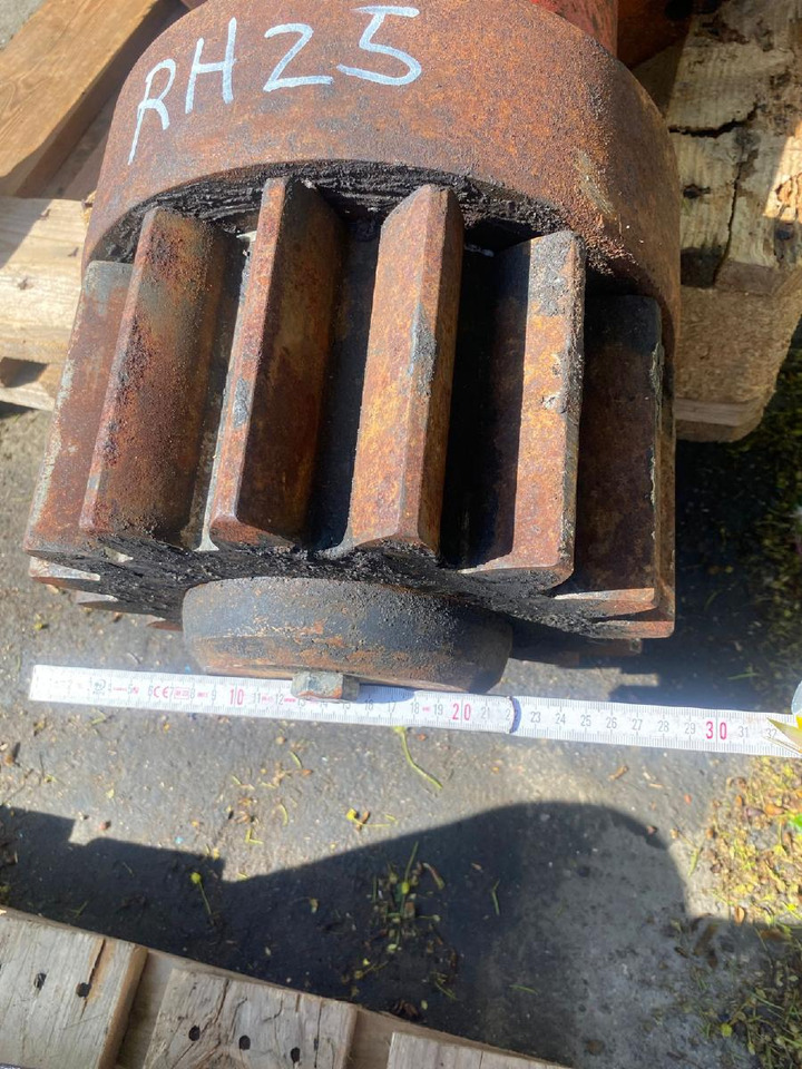O&K RH 25 - Piezas del tren de rodaje para Maquinaria de construcción: foto 3 O&K RH 25 - Piezas del tren de rodaje para Maquinaria de construcción: foto 3